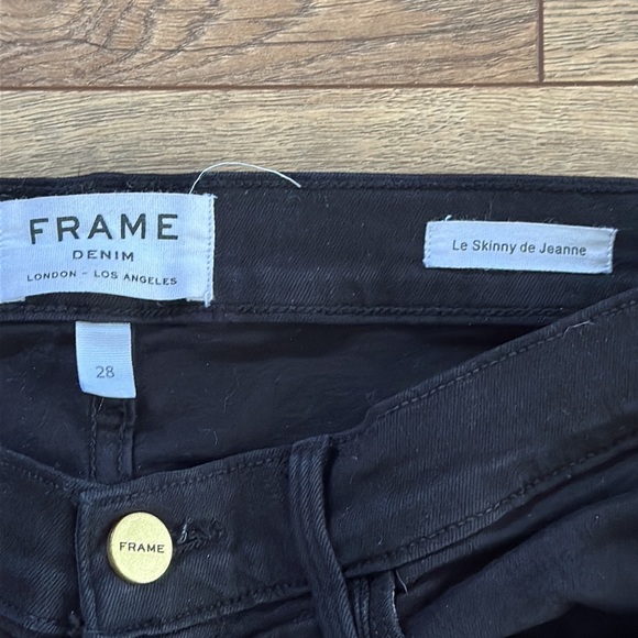 Frame Denim Le Skinny de Jeanne with holes in the knees - Picture 3 of 6